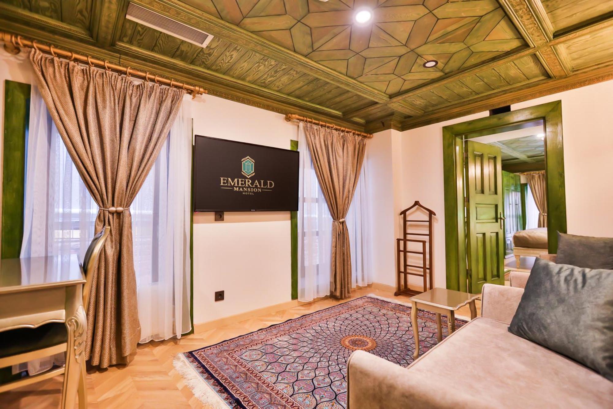 Emerald Mansion