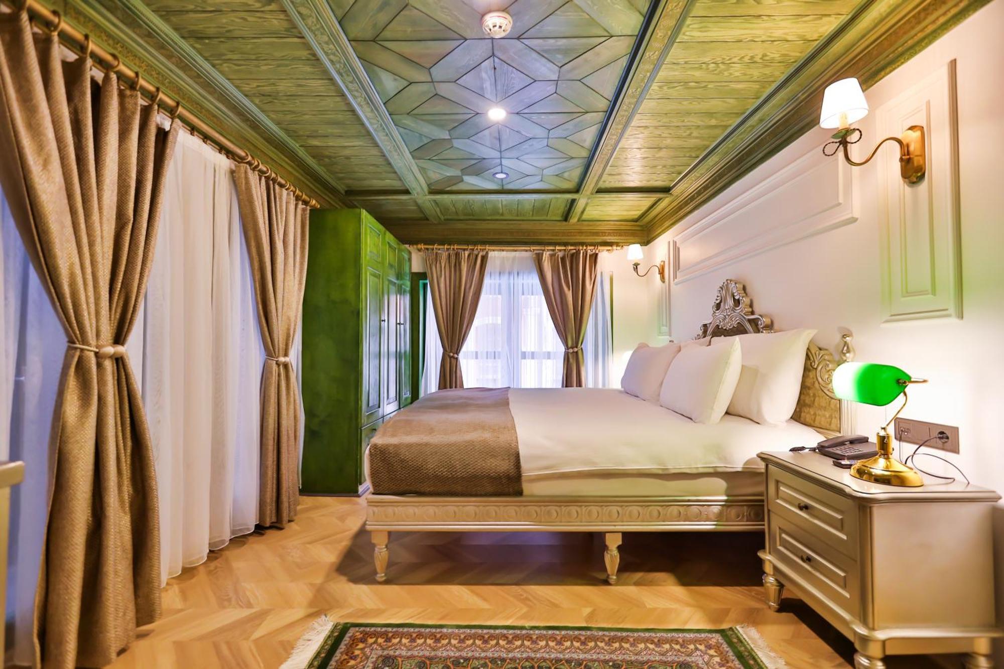 Emerald Mansion