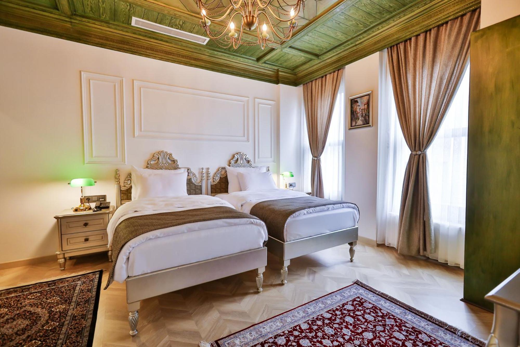 Emerald Mansion